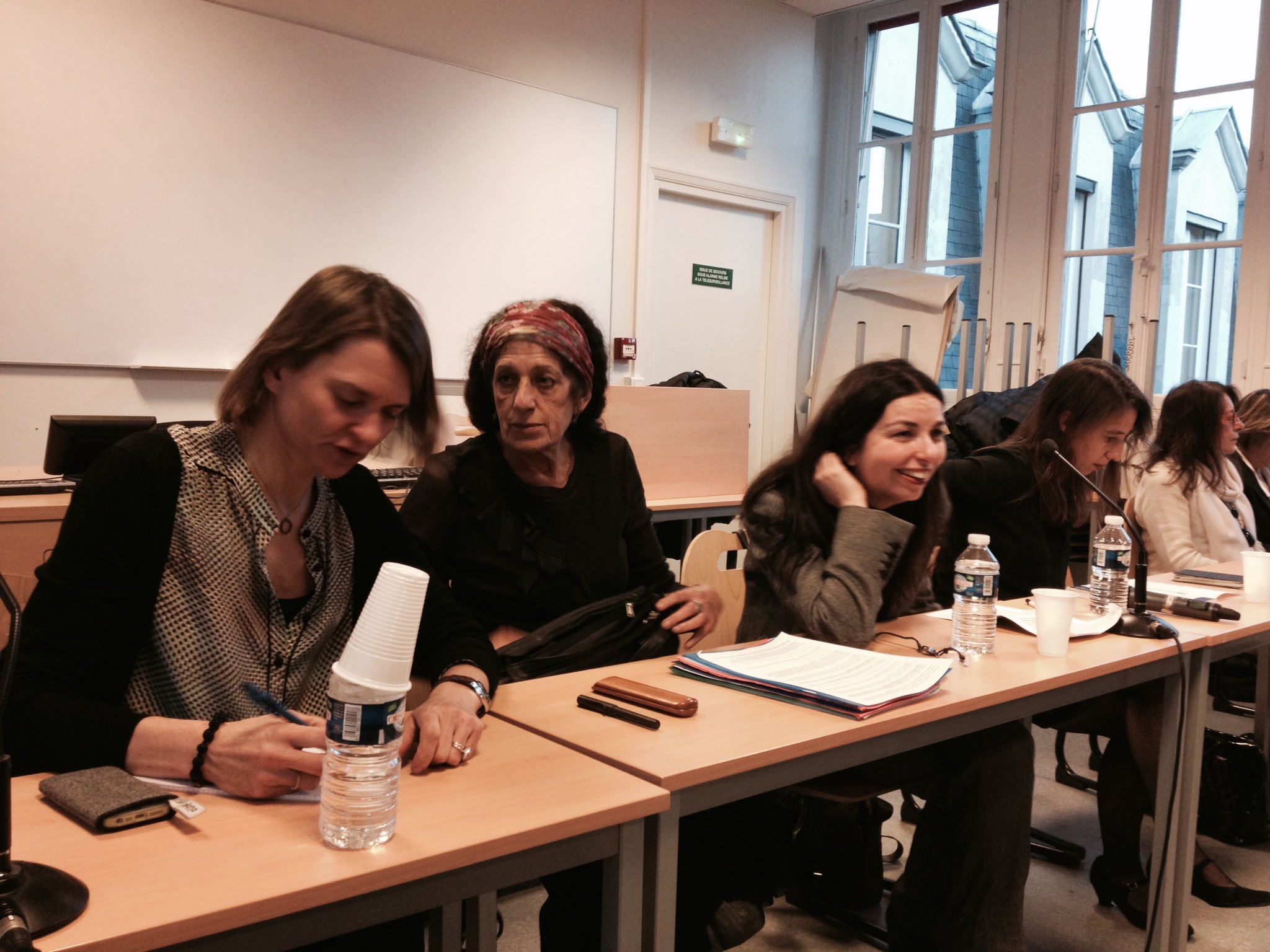 flirt entre 2 filles